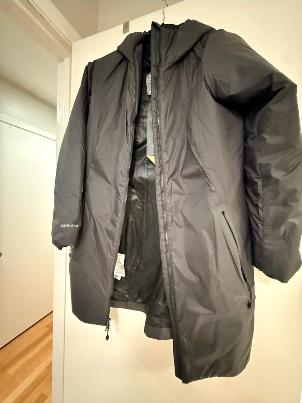 Eddie Bauer EverTherm Down Parka Black M NWT $329